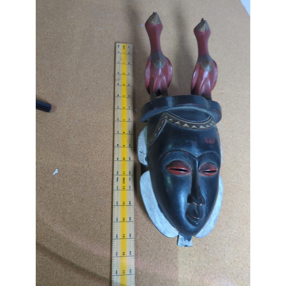 Vintage African Hand Carved Wood Mask Guro - Picture 15 of 16